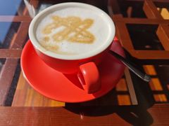 -梁鸿湿地丽笙度假酒店大堂吧