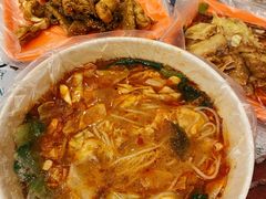 -二钢串叔麻辣烫(华龙大厦店)