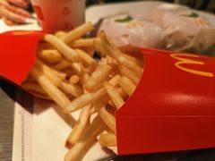 -麦当劳(世贸店)