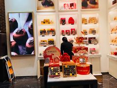 零售区-GODIVA(宁波来福士店)