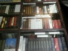 -钟书阁(松江泰晤士小镇店)