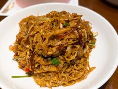 酸菜炒粉-小桃红·东北菜·春饼烤鸭(南阳湖街店)