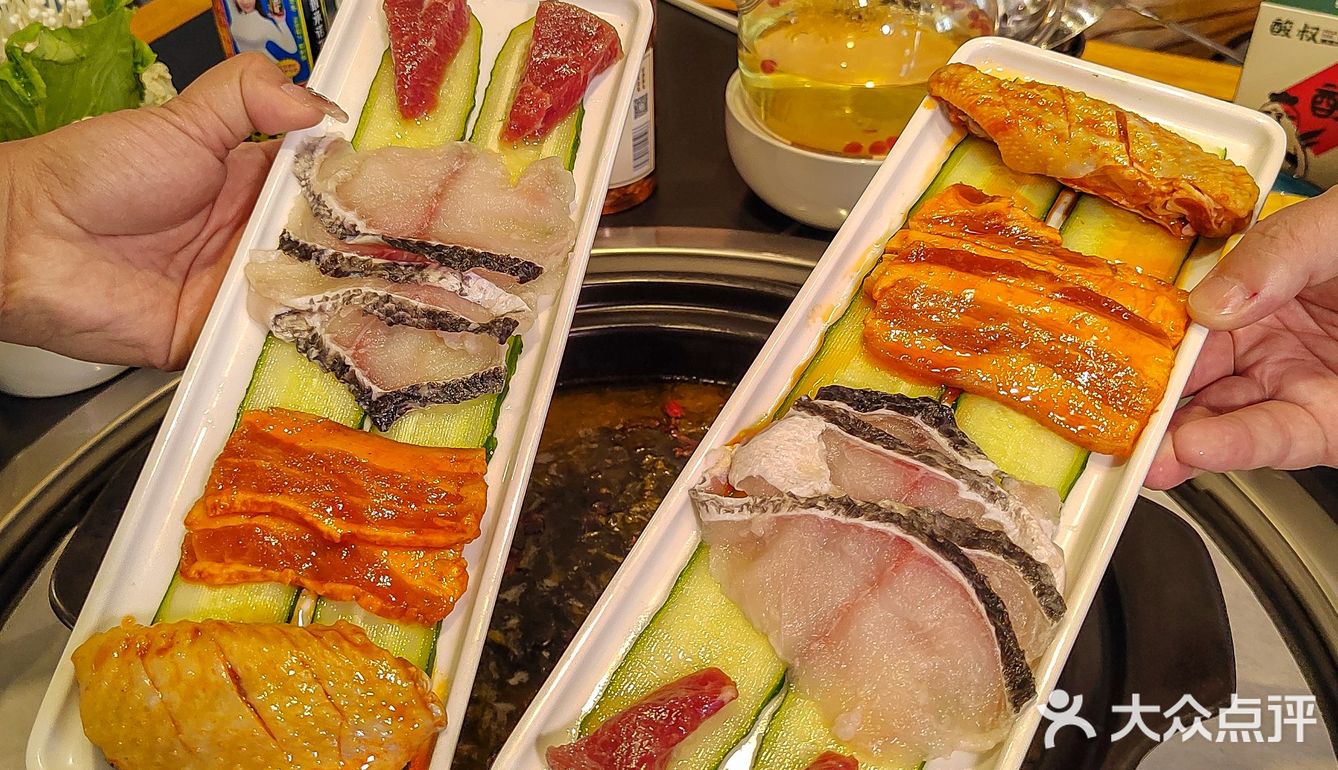 老坛酸菜鸡！成都人真会吃，武汉也有了！