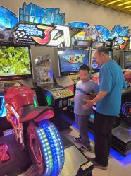 -利奥梦幻主题乐园(爱琴海购物公园店)