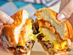 -LESCEDARS Brasserie Bistro香柏树