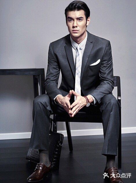 形象照男士肖像照拍摄新姿势调皮