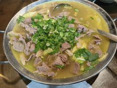 -杨三娘跷脚牛肉(羊子山西路店)