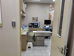 -瑞鹏宠物医院·骨外科·心肾科·肿瘤科(九亭店)