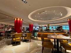 -咖啡苑自助餐厅·中国大饭店