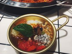 -贤合庄卤味火锅(时代广场店)