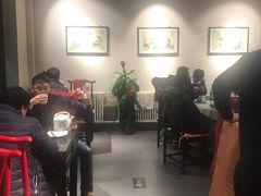 大堂-北平食府·北京烤鸭(北京西站六里桥店)