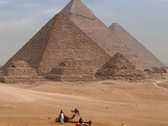 -吉萨金字塔群