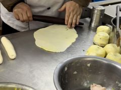 -沪上王记葱油饼(襄阳南路店)