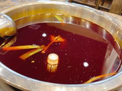 全红味锅底-肖肖酸萝卜鱼火锅(总店)