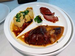 烧味拼盘-芳满庭粤菜餐厅(丹阳吾悦店)