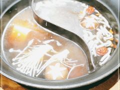 -呷哺呷哺(普陀乐购真北店)