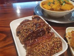 -爆炸头阿姨小四川正宗川味小吃(无任何分店)