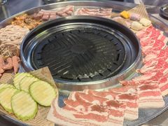 -哈哈碳都·牛肋条无限自助烤肉(台江万达店)