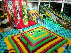 -蒙特利亲子乐园