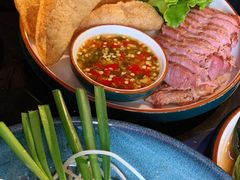 鼓手烤猪肉-KARN敢·春武里泰国小餐馆(版筑翠园店)