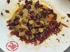 -肥肥虾庄·金牌油焖大虾(东湖欢乐谷店)