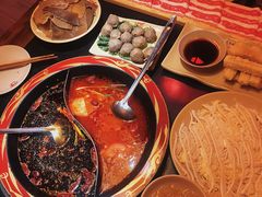 -在蜀里·一米肥牛老火锅(黄埔店)