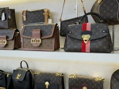 -六六奢品·vintage中古·回收二手奢侈品包包手表首饰(环球港店)