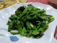 炝炒芥菜-郭氏沙坝鱼庄＆白族特色菜
