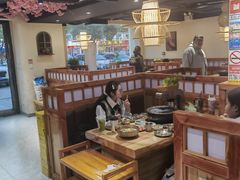-汉城烤肉·黑金冠(华山路店)
