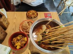 -拐枣巷小串串(财大店)