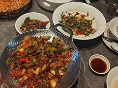 -黄弟大排档·湖南菜·小龙虾·小海鲜(凯旋北路店)