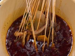 -拈签一笑黄牛肉辣卤串串
