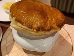 酥皮奶油蘑菇汤-卡本妮法餐厅·北京和平宾馆