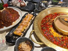 -哥老官重庆美蛙鱼头(西湖银泰十一哥店)