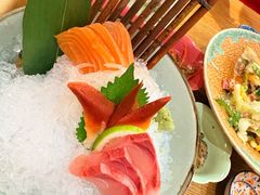 刺生三拼-今泉町·鳗 居酒屋(徐汇绿地缤纷城店)