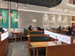 大堂-诚铭记·虾仁汤包·成都小吃(融创店)