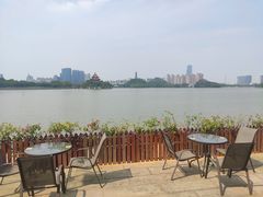 -新华书店(顺峰山公园店)