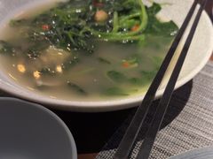 -卡普里披萨·牛扒·下午茶