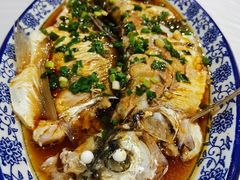 清蒸白水鱼-邱记私房菜·十八年本地菜