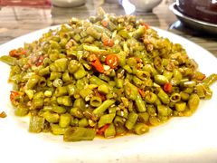 小炒酸豆角-民间瓦缸煨汤館(嵩山路店)