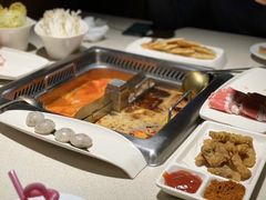 -海底捞火锅鲜切牛肉主题店(长寿路店)