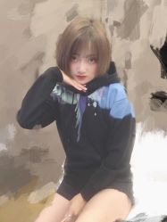 -AYO SALON
