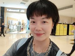 -上海世纪汇广场