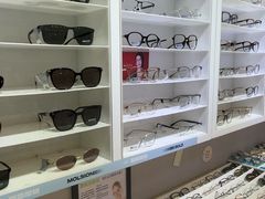 -天空之镜眼镜店蔡司依视路授权店(天通苑店)