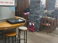 -亮亮面馆(经六路店)