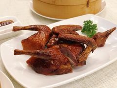 脆皮烧乳鸽-御宝轩(益丰·外滩源店)