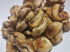 -MONICH牛排融合餐厅(和义大道购物中心店)