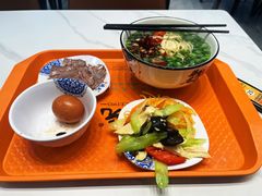 -德元兰州纯汤牛肉面(深圳首店)