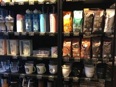 零售区-星巴克(天津站区第二店)