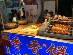 -泰龙城小吃街